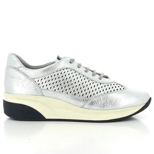 24 Hrs 23204 Silver Sneakers