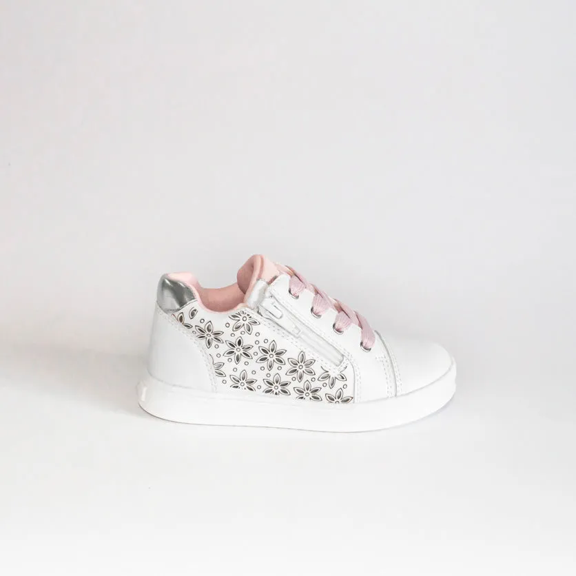 AC Girls' White Sneakers | 158/21-W