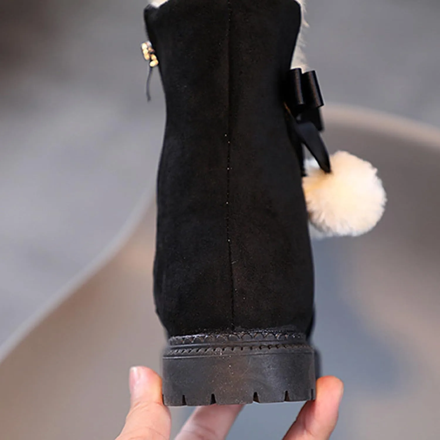 Boots for Girls Boys Winter Warm Shoes Cozy Fleece Snow Boots Non-Slip Walking Shoes Outdoor Water Resistance Faux Fur Boots
