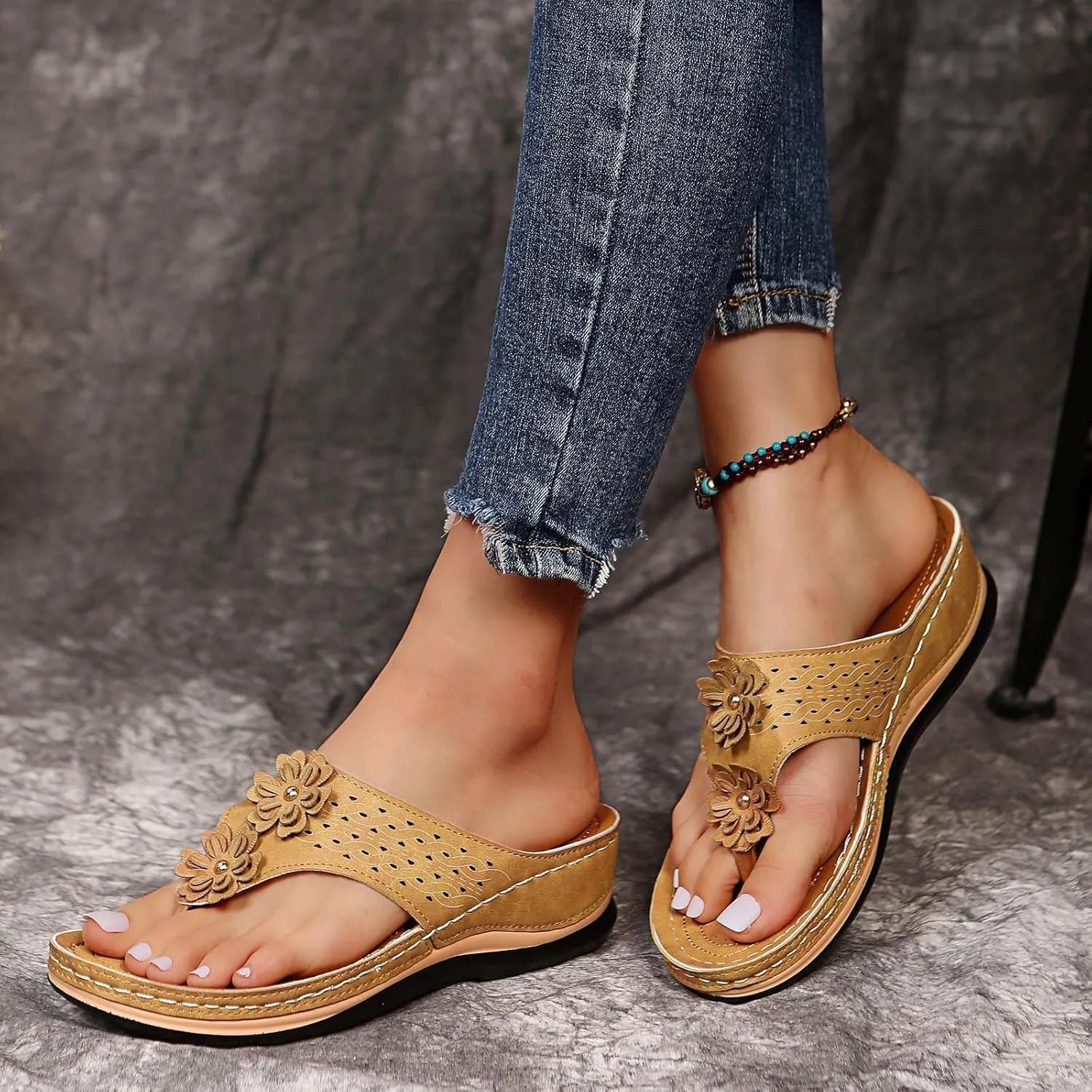 Eduavar Sandals for Women Dressy Summer, Orthopedic Sandals for Women Comfortable Open Toe Flip Flops Casual Beach Sandals
