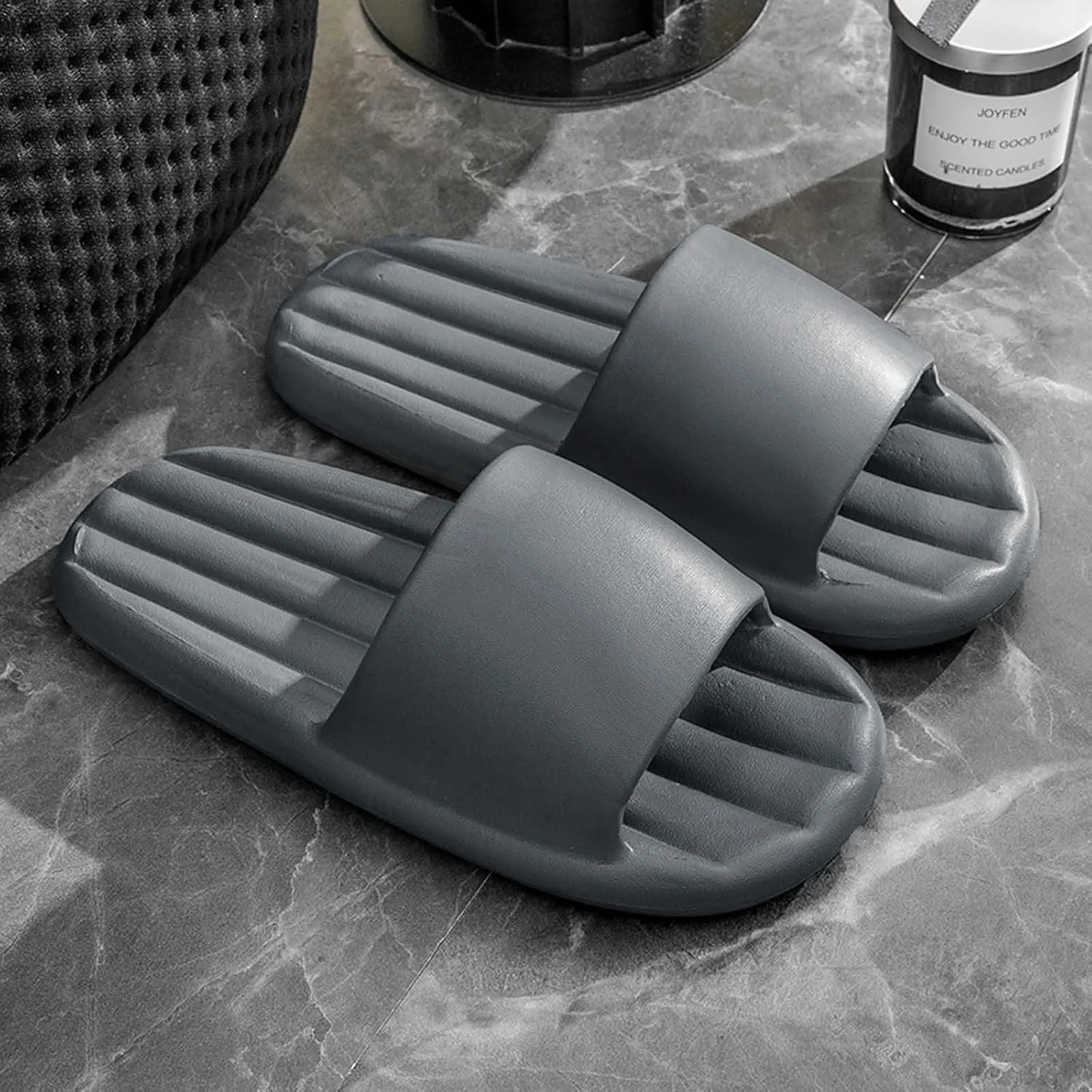 House Slippers for Woman Shower Cloud Slipper Banthroom Drain Hole Slides Non-slip Quick Dry Thick Sole Comfy Sandals