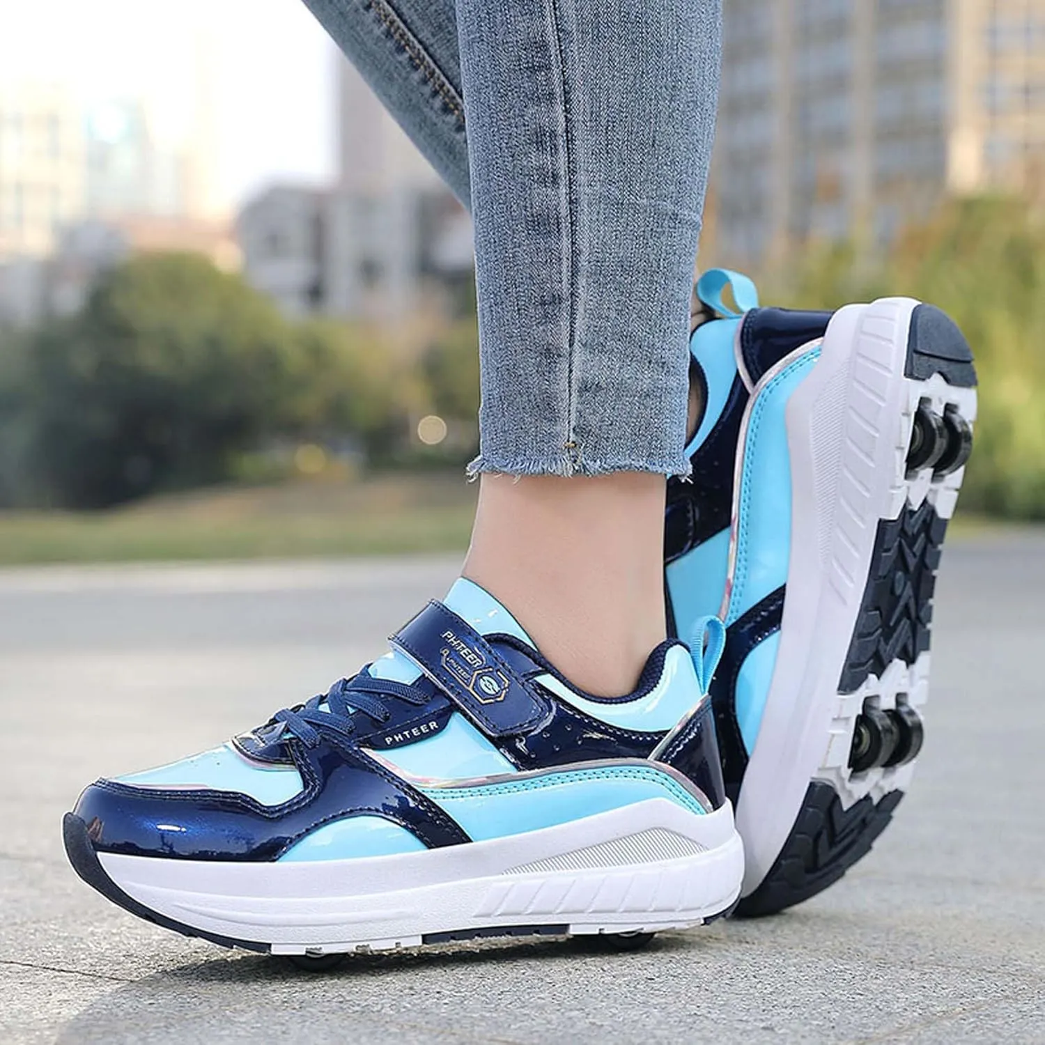 Kid's Roller Skates Boys Girls Removable Skating Shoes Outdoor Sneakers Roller Skating Beginner's Best Choice