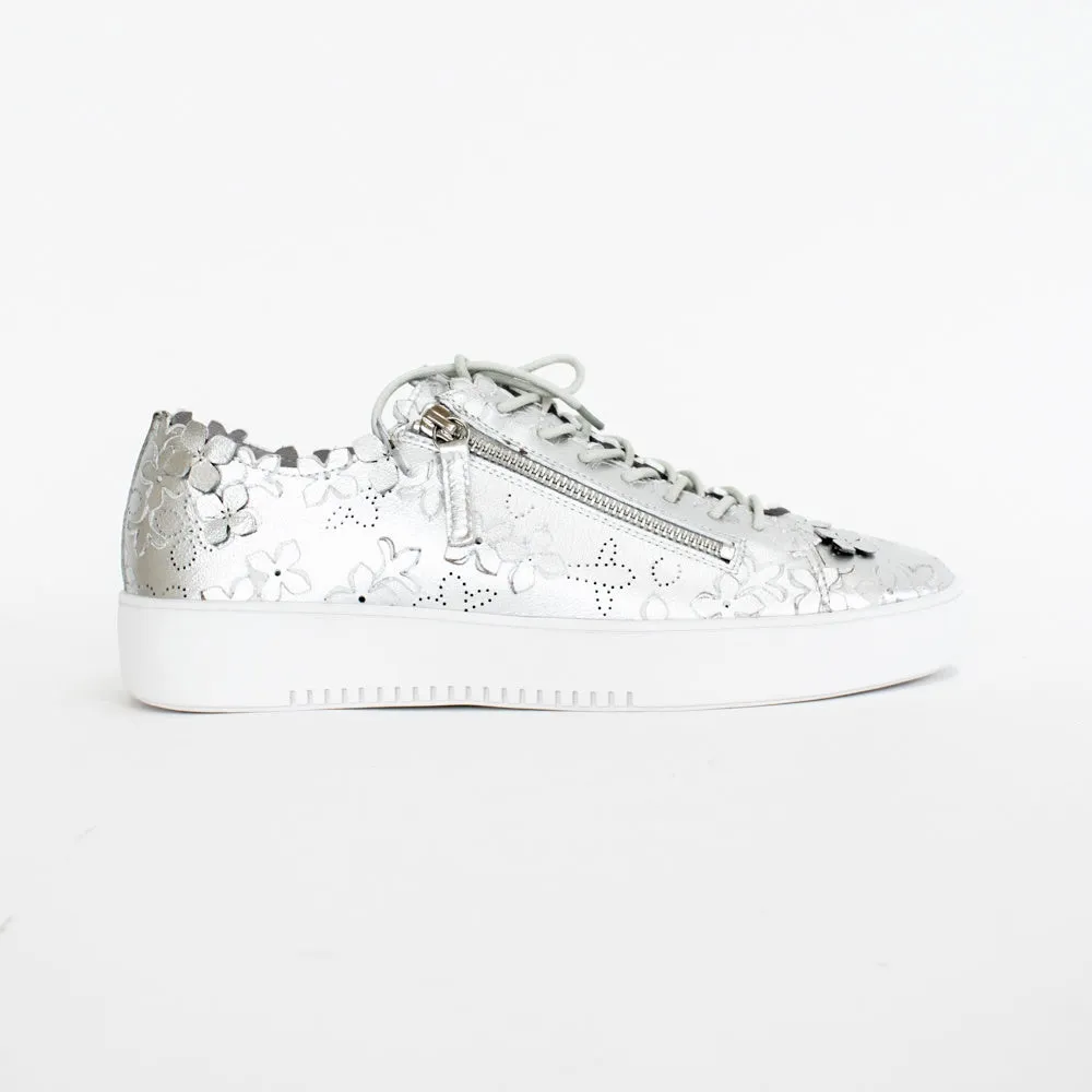 Leere Silver White