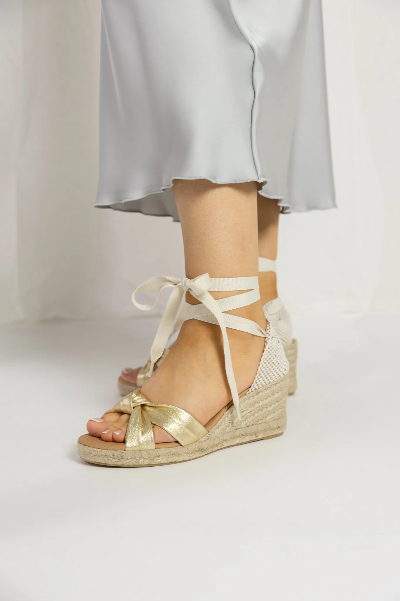 LOLA LOW PLATINO PLATFORM ESPADRILLO NAHKASANDAALIT