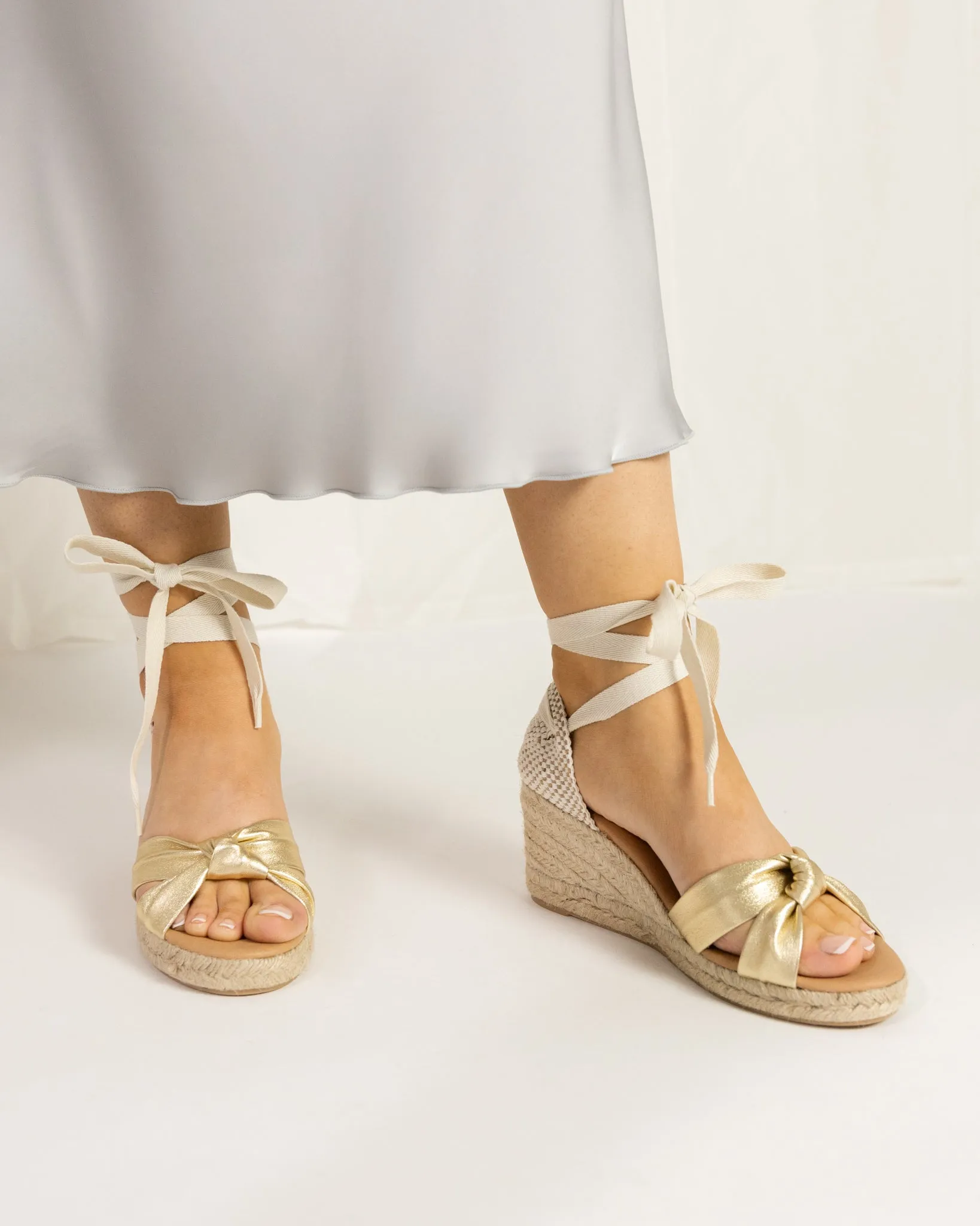 LOLA LOW PLATINO PLATFORM ESPADRILLO NAHKASANDAALIT