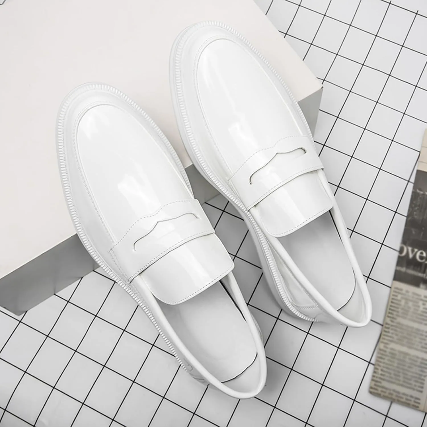 Men's Patent Leather Platform Slip-on Penny Loafers Round Toe Fashion Low Top Comfortable Dress Shoes Soft Sole Business Formal Shoes for Wedding Party Driving