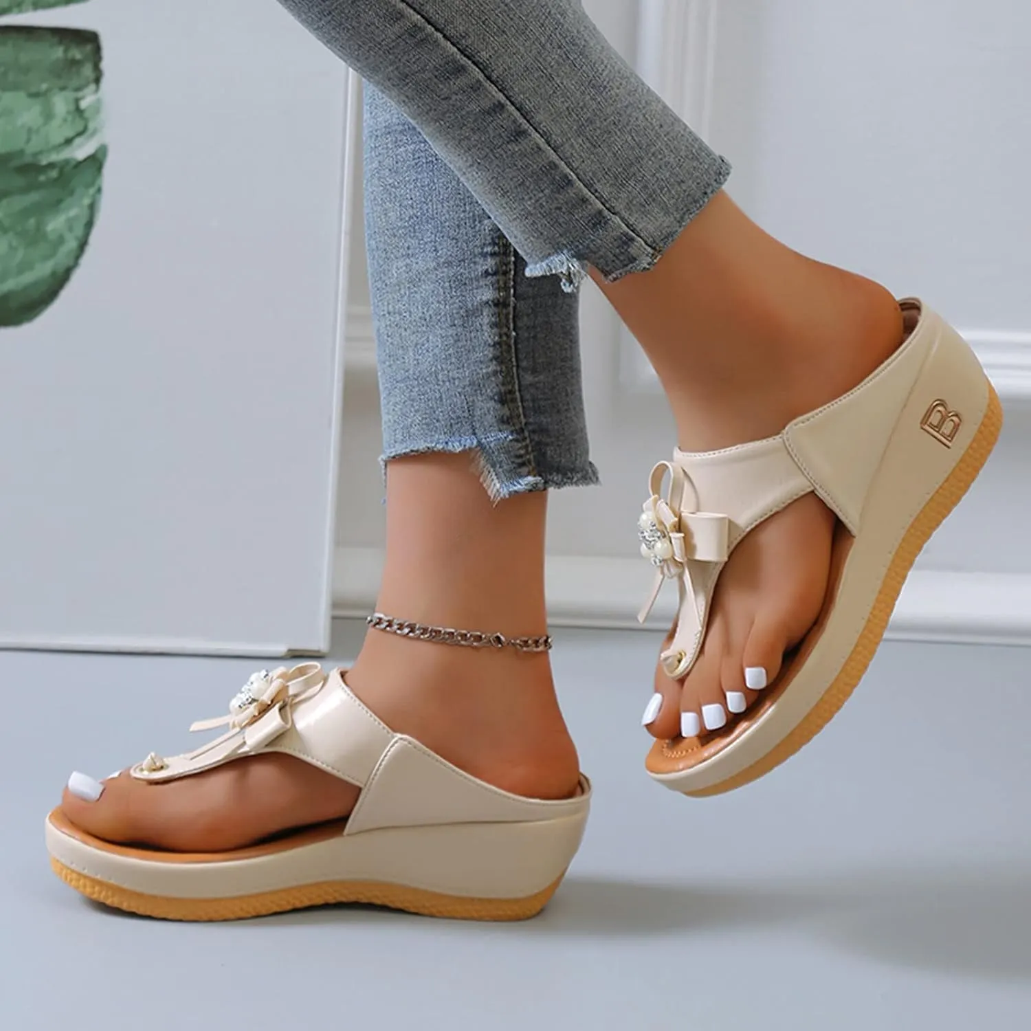 Orthopedic Closed Toe Sandals for Women Arch Support Black Walking Shoes Women Dressy Beach Sandals for Women Dressy Slides Hiking Sandals Women Walking Shoes Women Trendy Tan Sandals for Women Flat