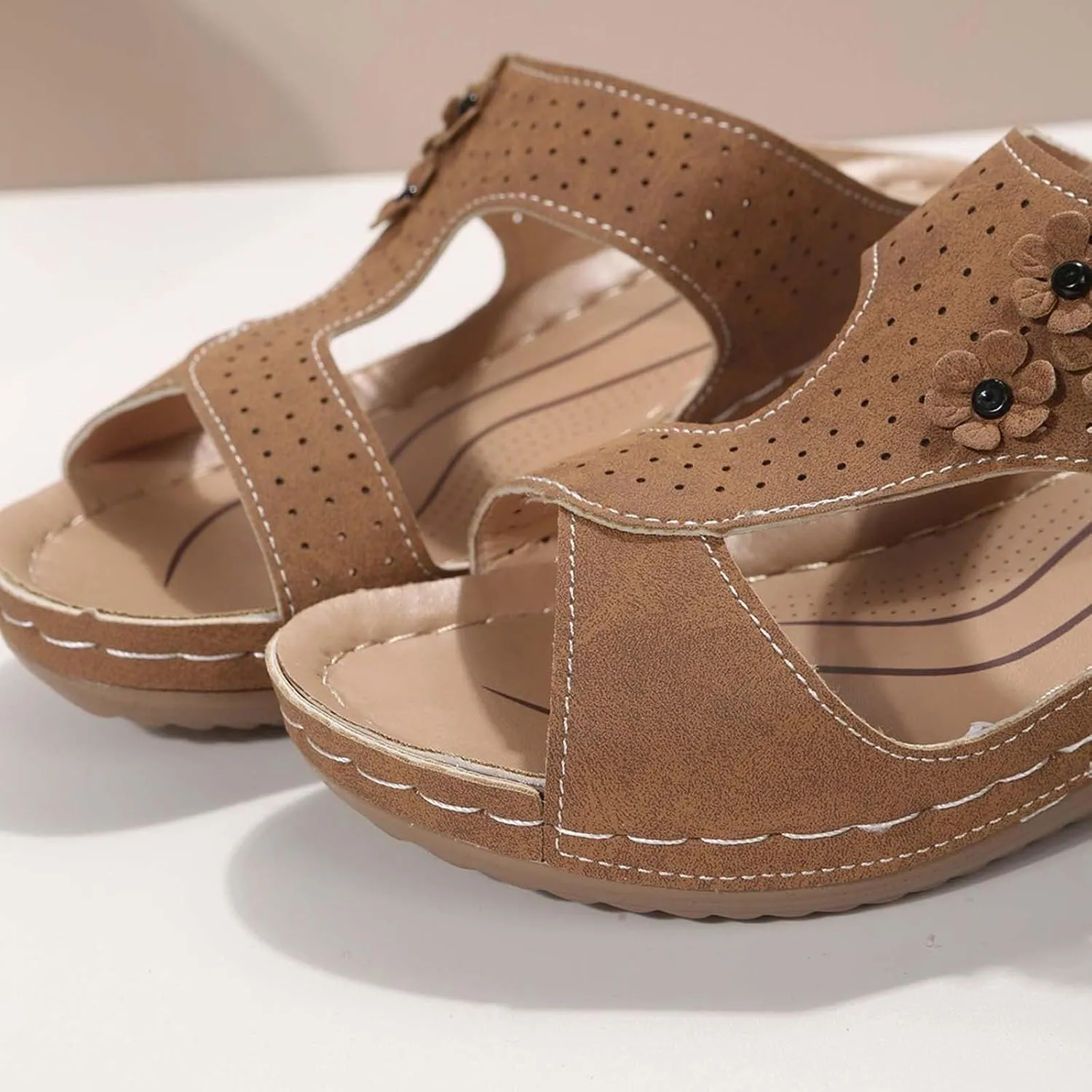 Orthopedic Sandals for Women Arch Support Wedges Sandals Leather Flowers Round Open Toe Slippers Hollow Out Breathable Slip On Slippers Comfort Beach Summer Shoes