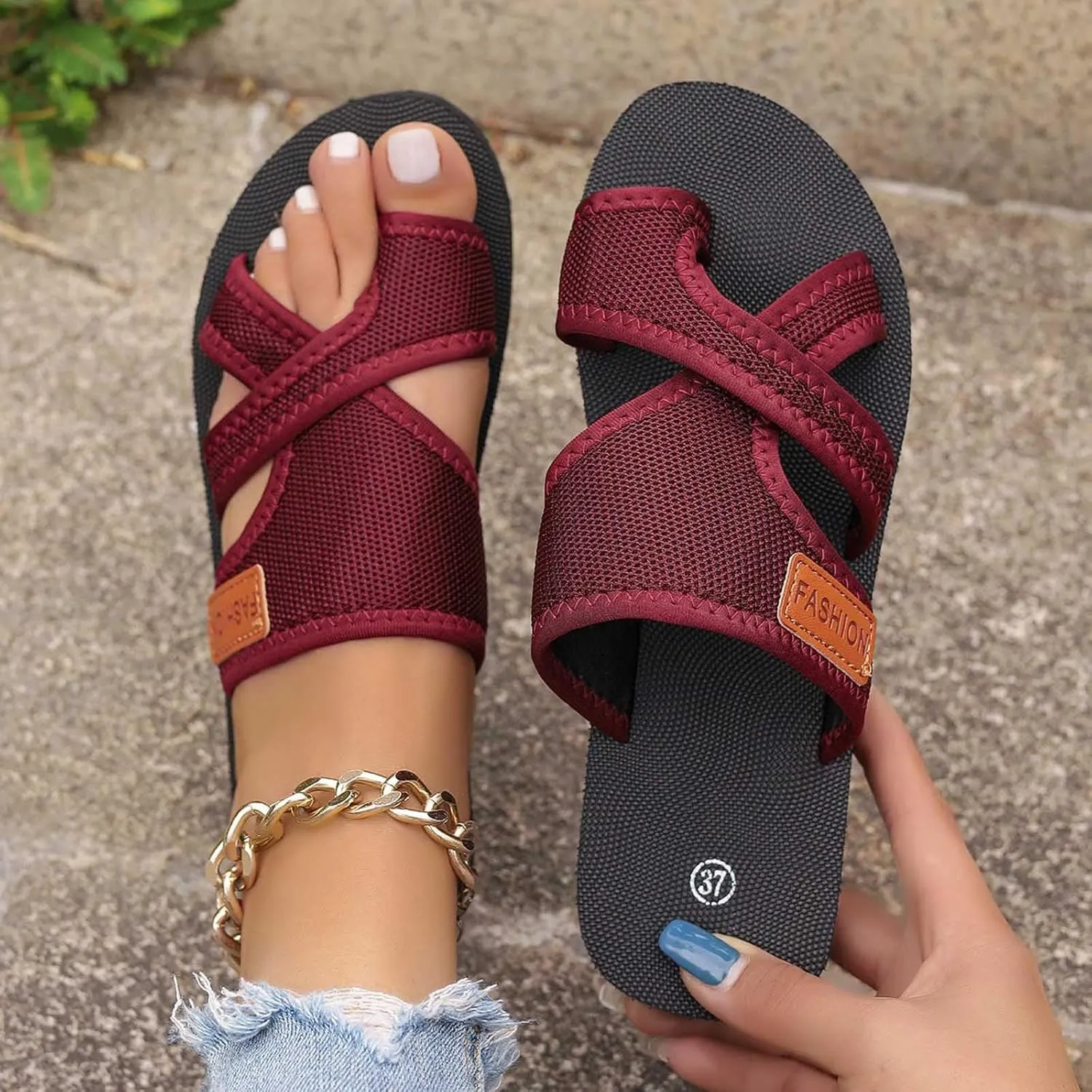 Summer Sandals for Women 2025 Fashion Comfortable Beach Walking Sandl Breathable Hollow Mesh Slide Orthopedic Sandals