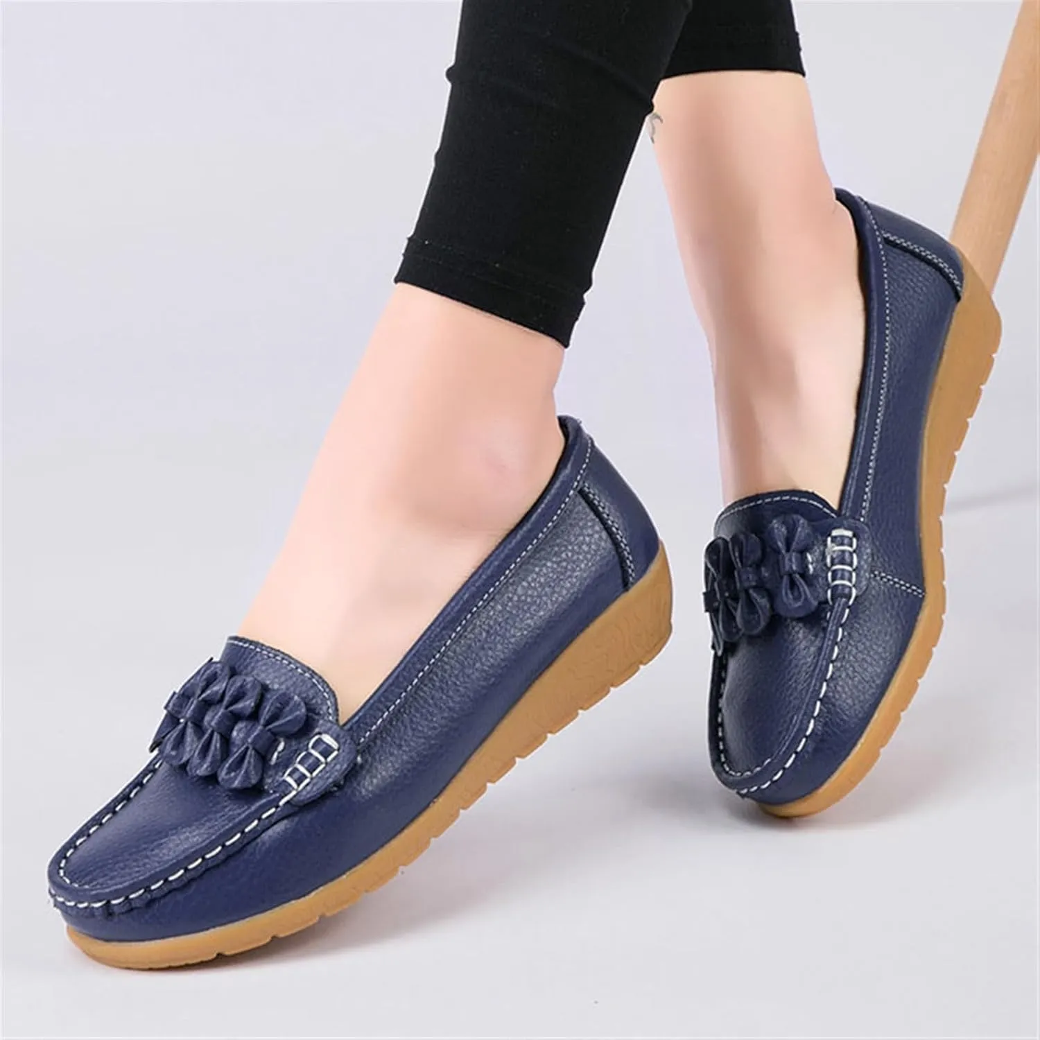 Women Nurse Sneakers, Comfortable Slip Resistant Breathable Bow Orthopedic Working Nursing Shoes, Casual Leather Loafers with Arch Support, Ideal for Nurse Healthcare Crews