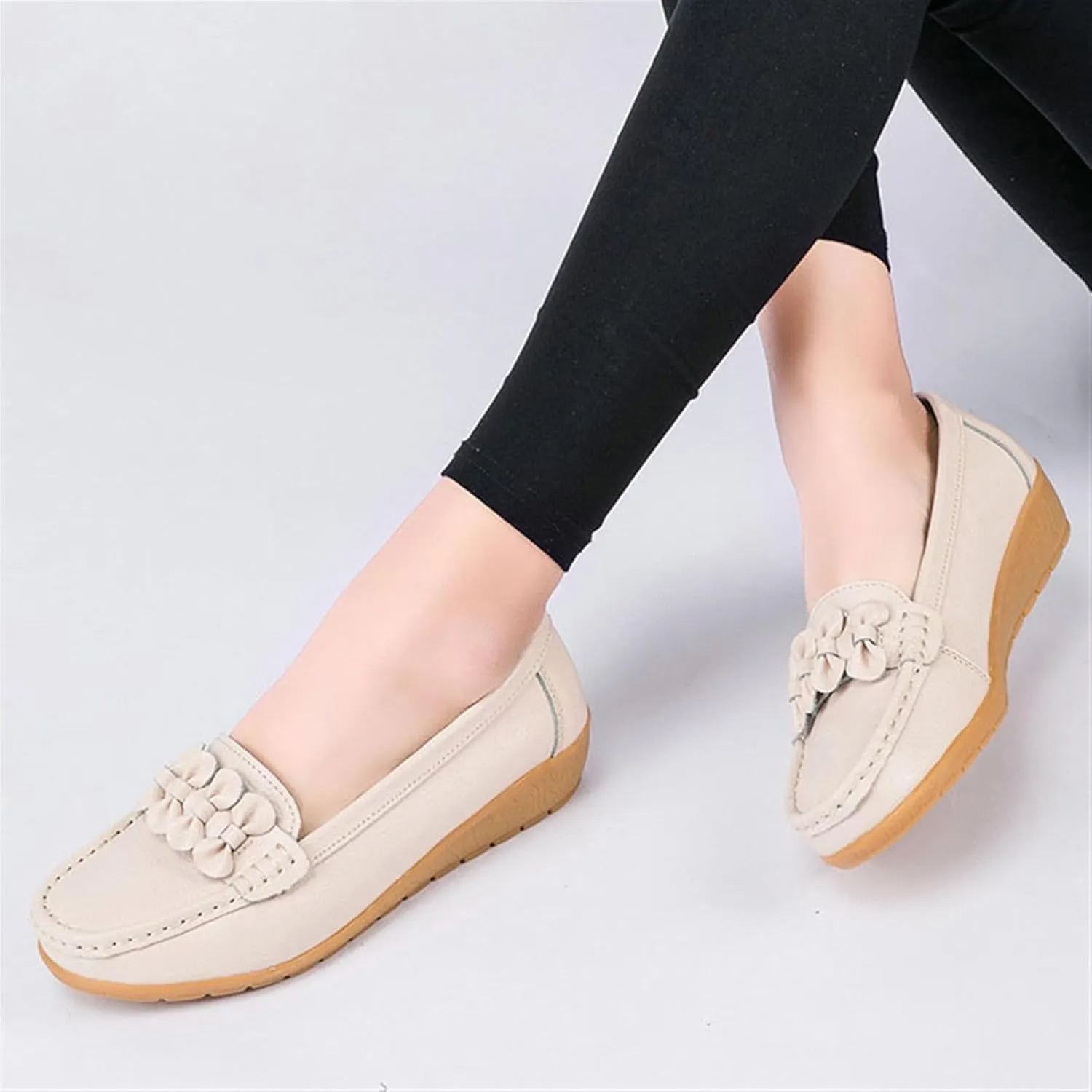 Women Nurse Sneakers, Comfortable Slip Resistant Breathable Bow Orthopedic Working Nursing Shoes, Casual Leather Loafers with Arch Support, Ideal for Nurse Healthcare Crews