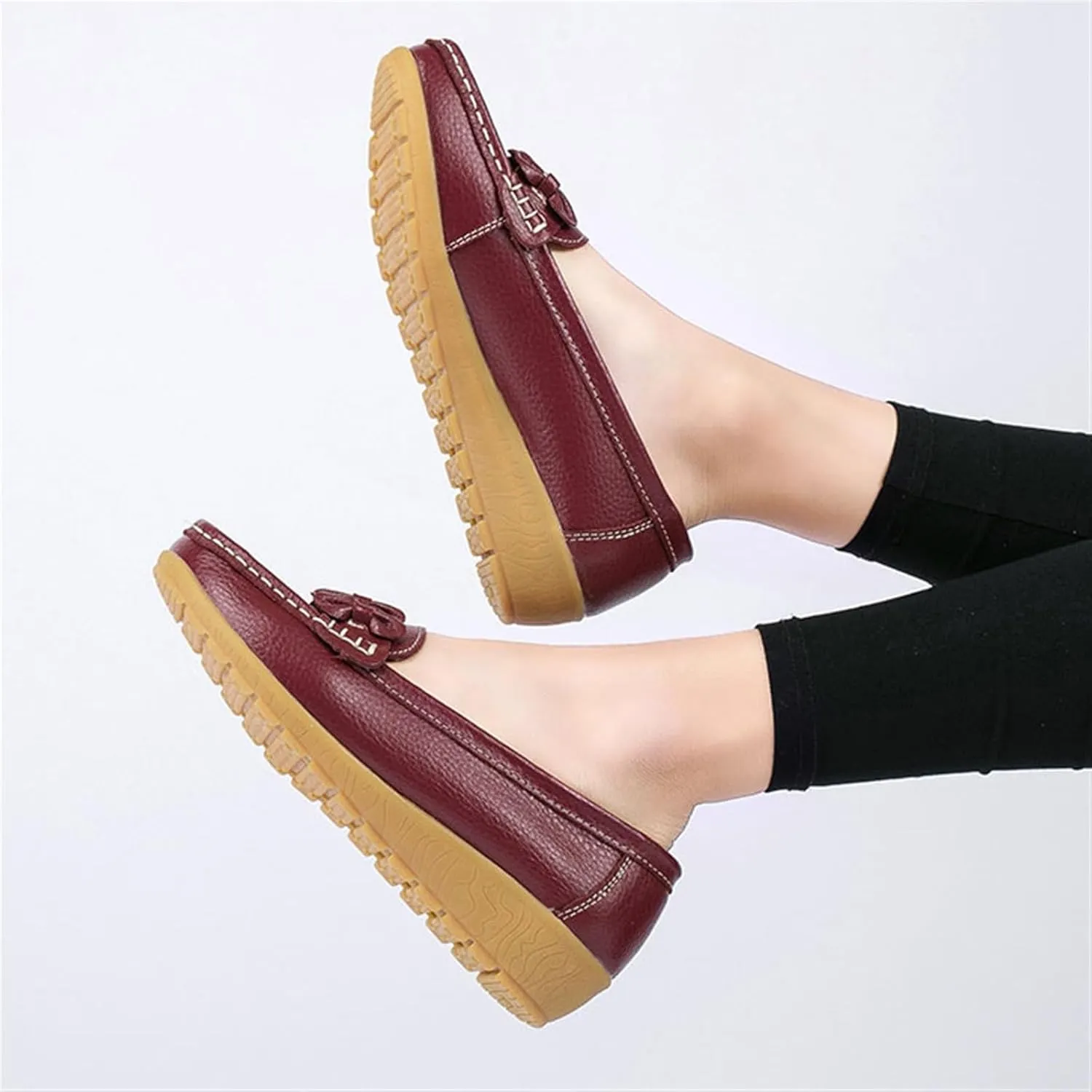 Women Nurse Sneakers, Comfortable Slip Resistant Breathable Bow Orthopedic Working Nursing Shoes, Casual Leather Loafers with Arch Support, Ideal for Nurse Healthcare Crews