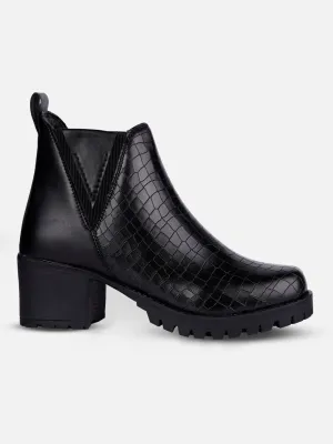 Women's Black Casual Boots (IU5004)