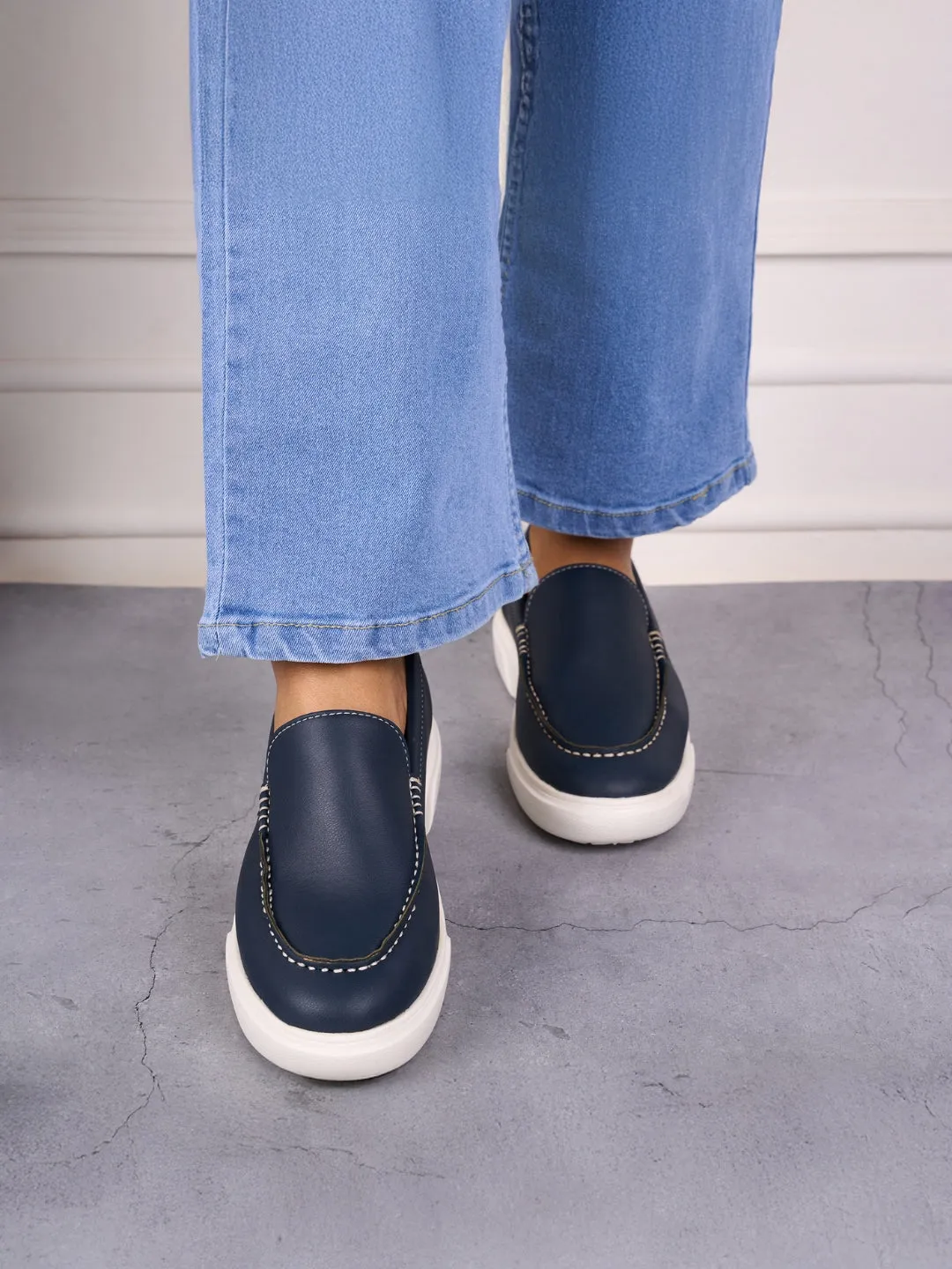 Women's Navy Casual Slip On (IU1020)