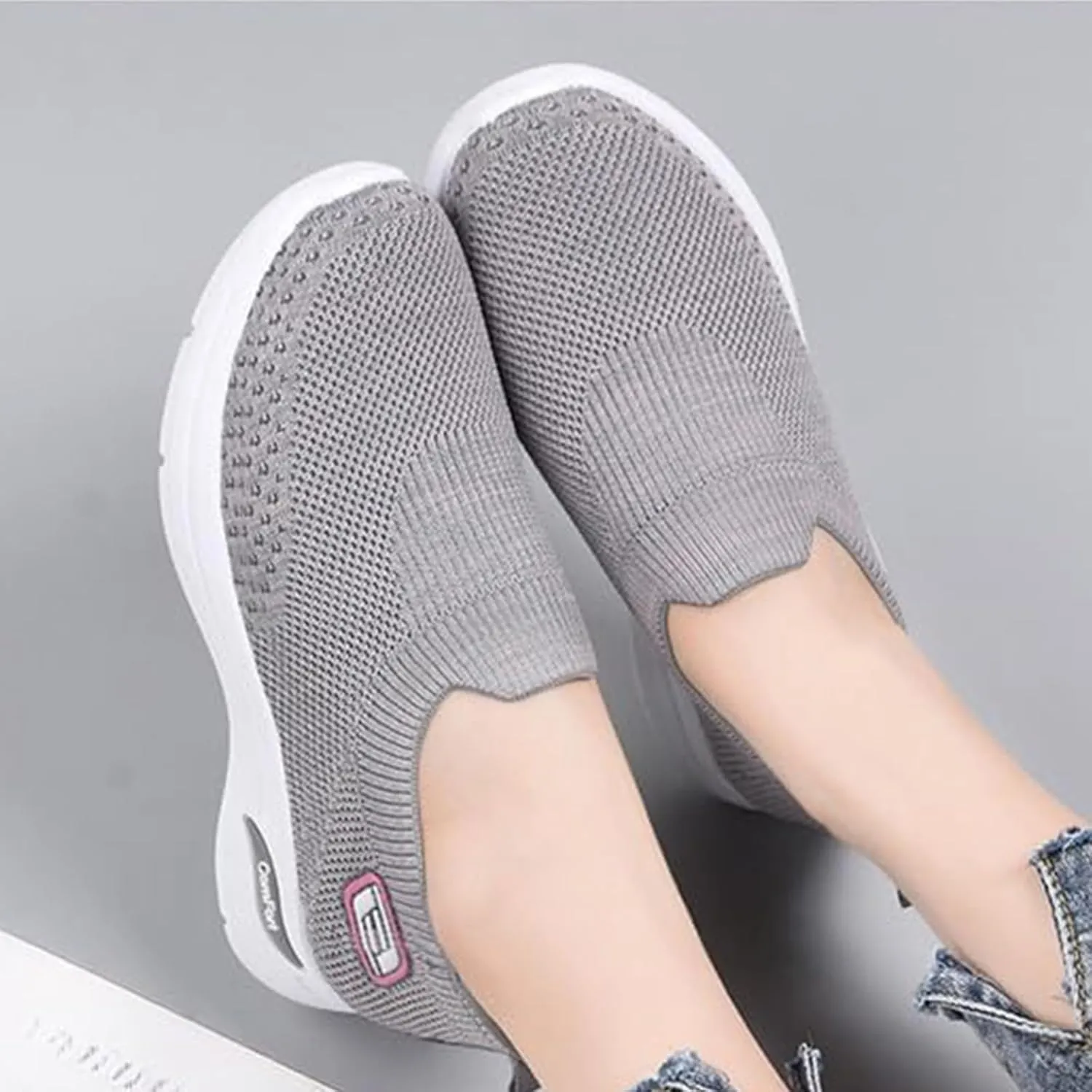Womens Tennis Shoes Soft Knitted Fabric Mesh Casual Non Slip Sneakers Breathable Lightweight with Arch Support Slip On Walking Shoes Comfort Wear Orthowear Shoe